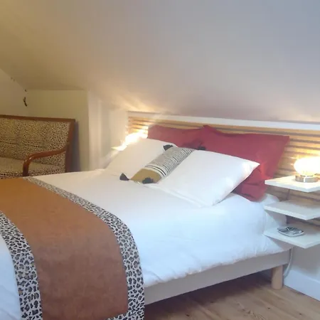 ベッド・アンド・ブレックファスト L'atelier バイユー