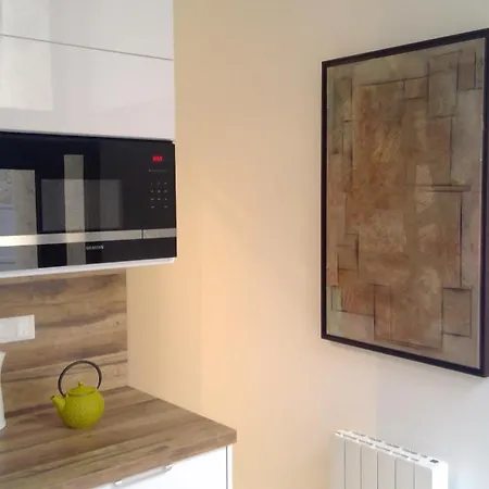 Nocleg ze śniadaniem L'atelier 3*